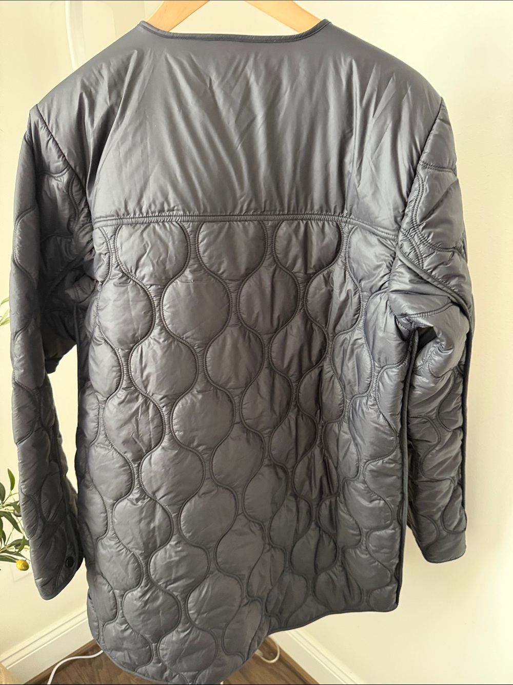 ATHLETA Womens Jacket
Black Size S Alight Quilted Full Zip Nylon - Picture 5 of 11